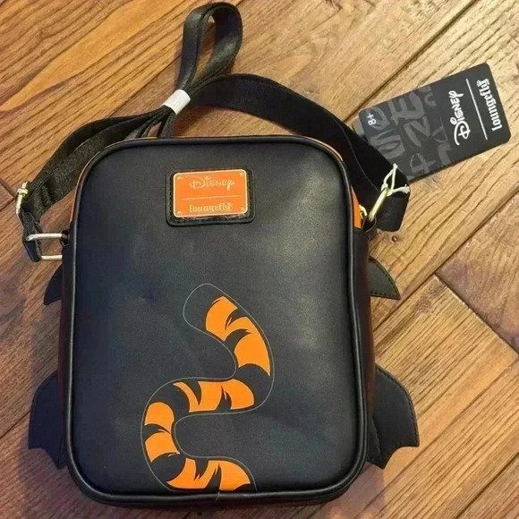 Loungefly Disney Tigger Halloween crossbody - $75 - Picture 2 of 3